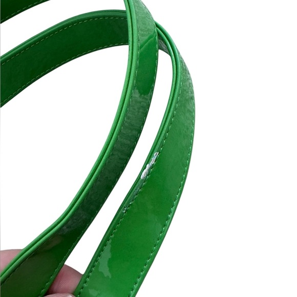 Victoria Secrets Vinyl Tote Bag Green w/Gold Lining & Animal Print Lining - Picture 9 of 9